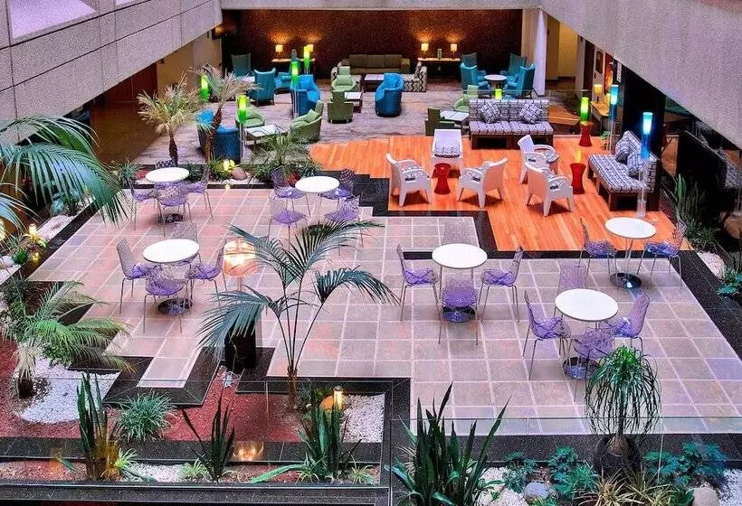 Отель Courtyard By Marriott Mexico City Revolucion