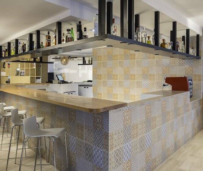 هتل Fiesta Inn Queretaro