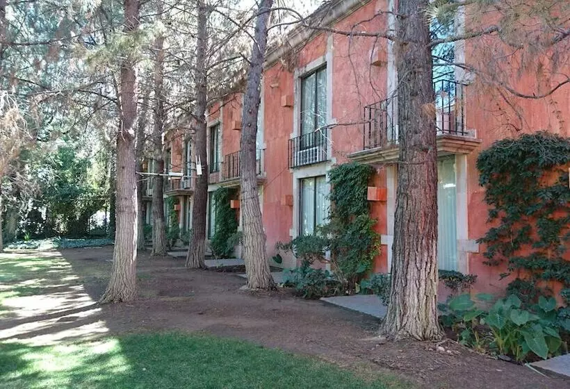 ホテル Gobernador