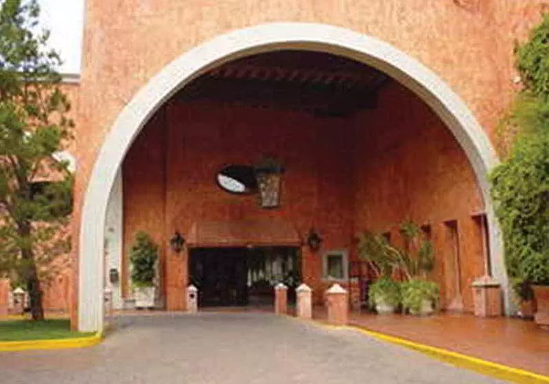 ホテル Gobernador