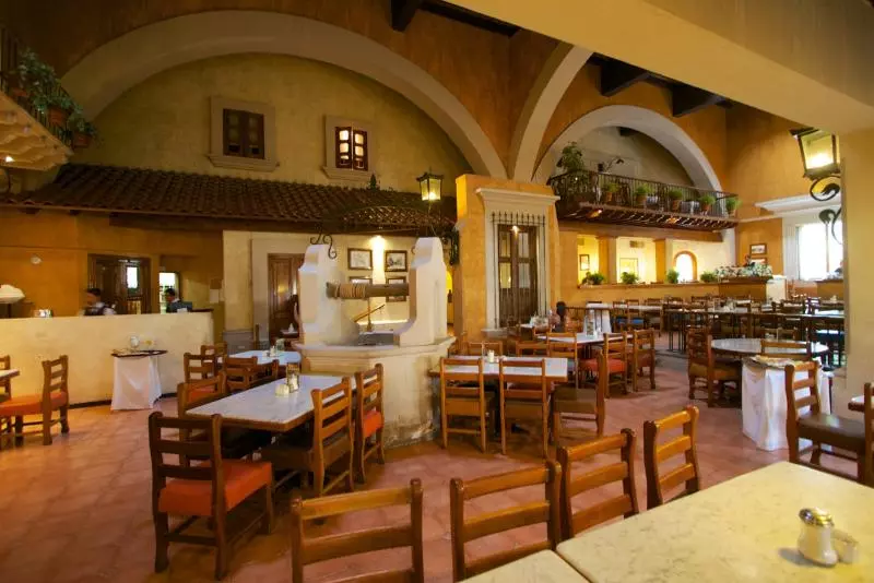 ホテル Gobernador