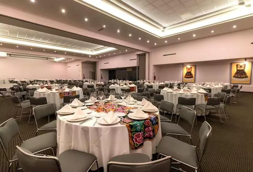 Отель Mision Oaxaca