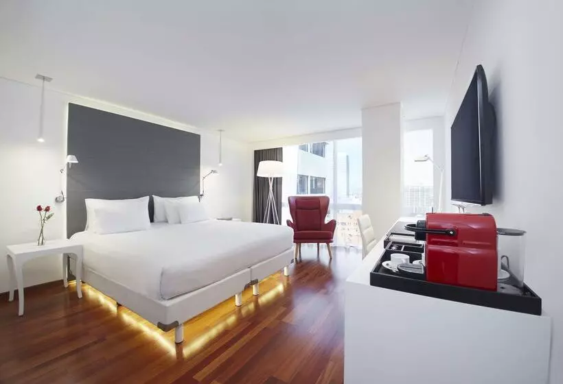 ホテル NH Collection Mexico City Reforma