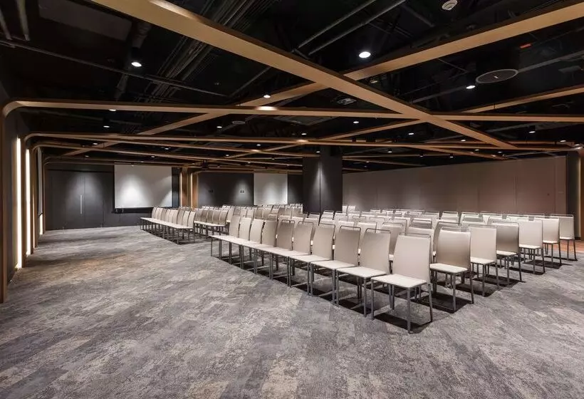 ホテル NH Collection Mexico City Reforma