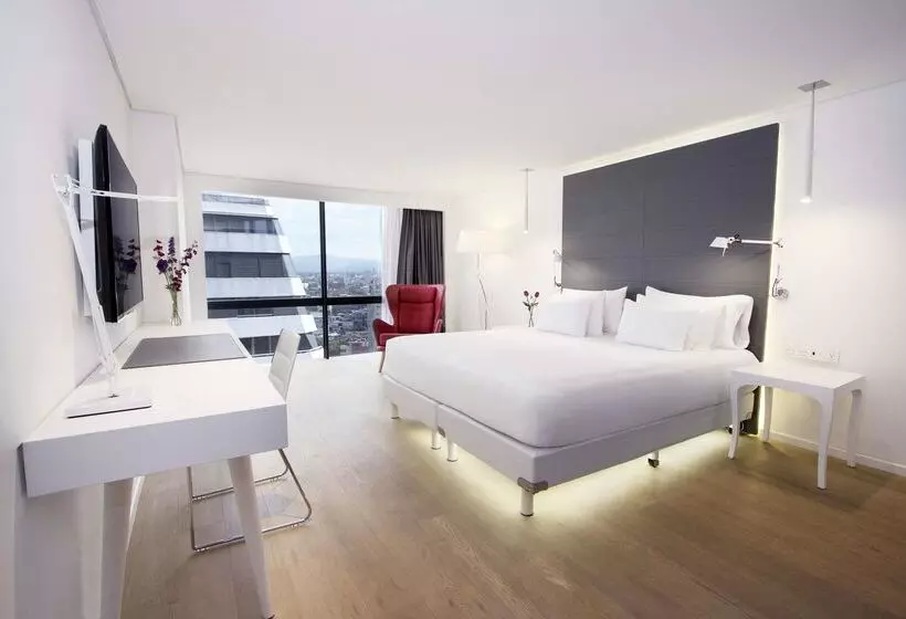 ホテル NH Collection Mexico City Reforma