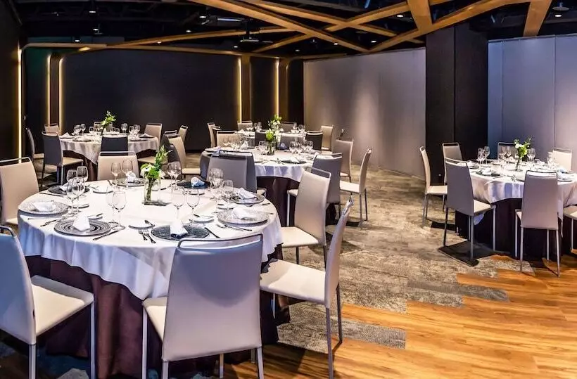 ホテル NH Collection Mexico City Reforma