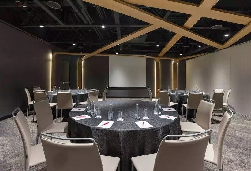 ホテル NH Collection Mexico City Reforma