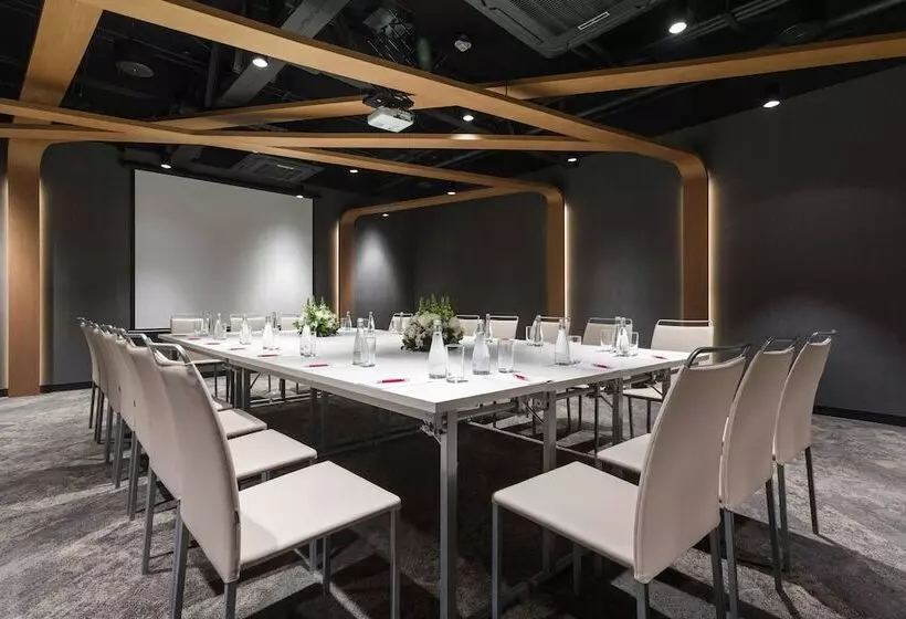 ホテル NH Collection Mexico City Reforma