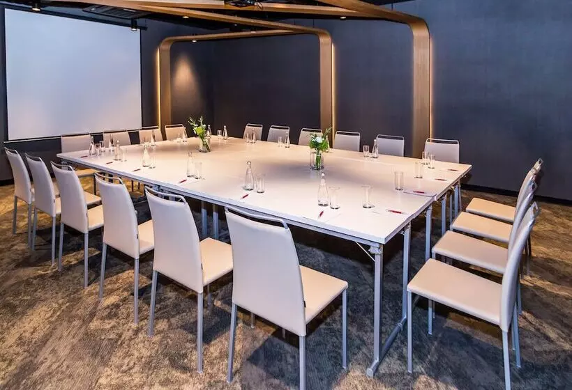 ホテル NH Collection Mexico City Reforma