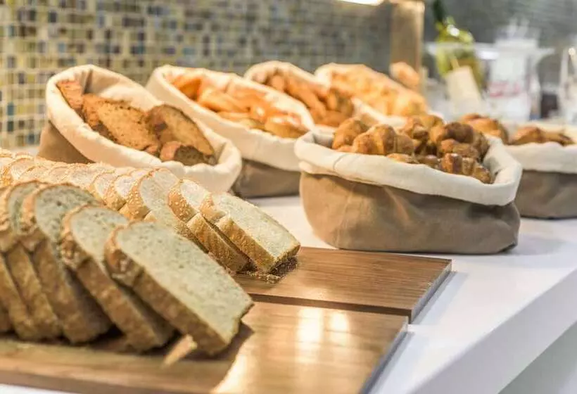 ホテル NH Collection Mexico City Reforma