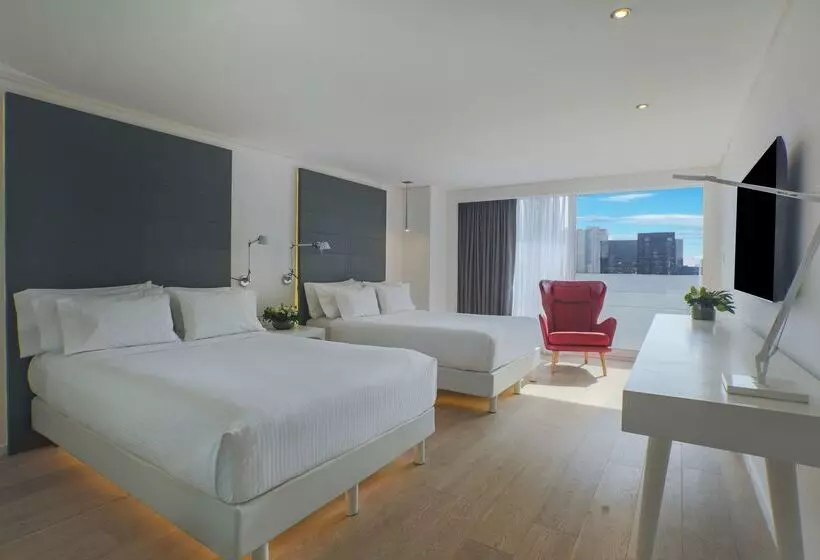 ホテル NH Collection Mexico City Reforma