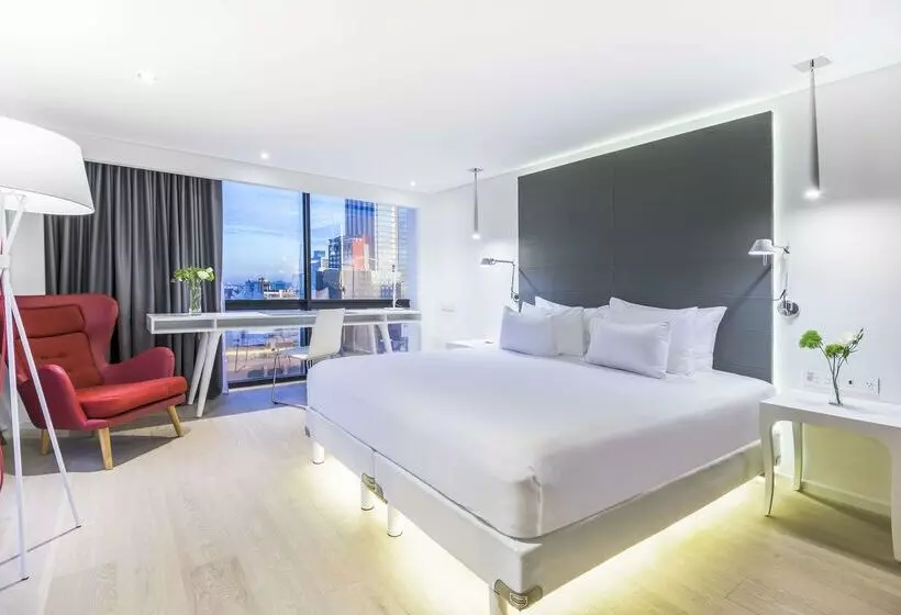 ホテル NH Collection Mexico City Reforma