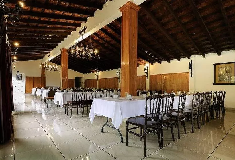 호텔 Pie De La Sierra