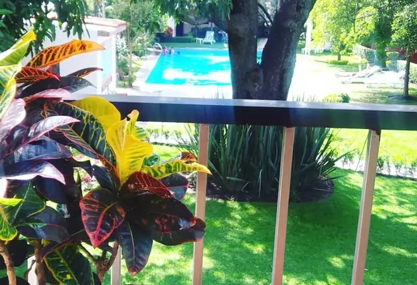 فندق Puerta Del Sol Guadalajara