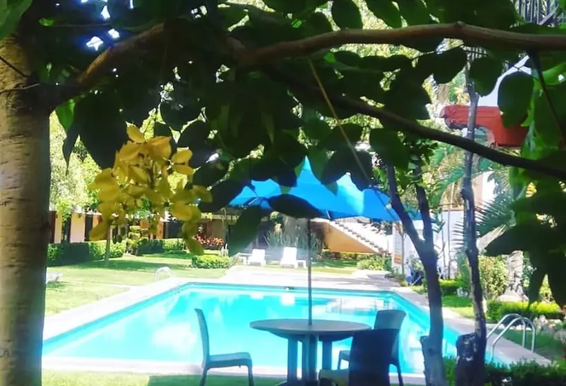 فندق Puerta Del Sol Guadalajara