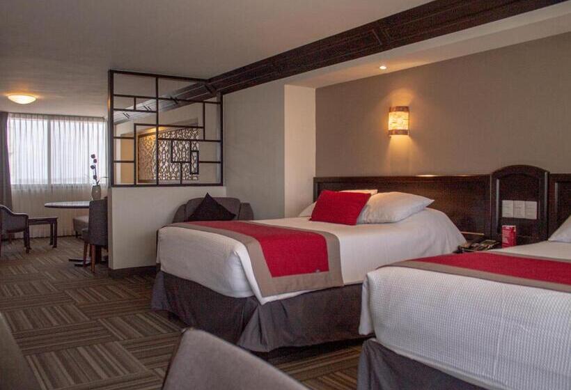 فندق Ramada Plaza By Wyndham Leon