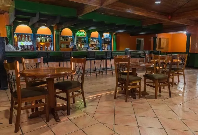 هتل Sunbird Mzuzu