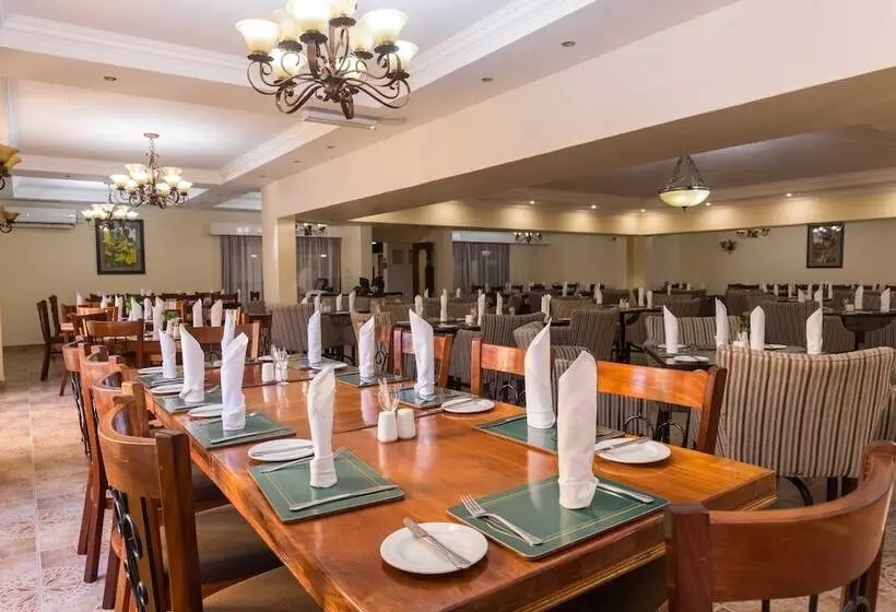 هتل Sunbird Mzuzu