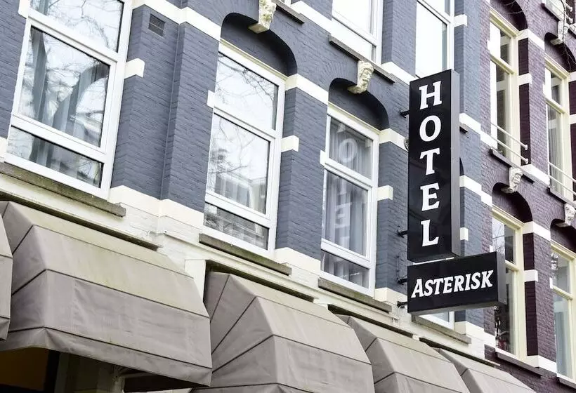 Hotelli Asterisk, A Family Run