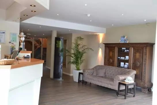 Hotell De Witte Raaf