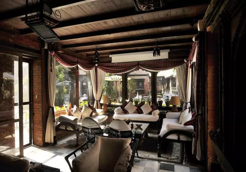 هتل The Dwarika S