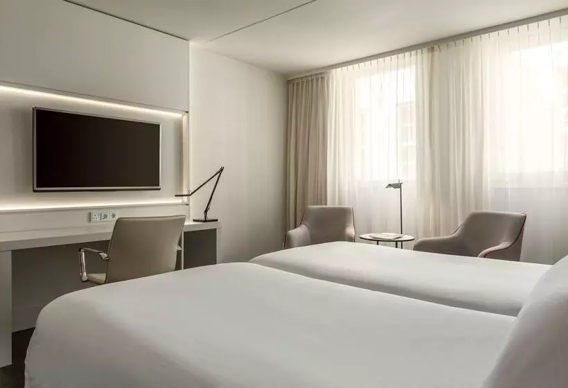 ホテル NH Collection Amsterdam Barbizon Palace