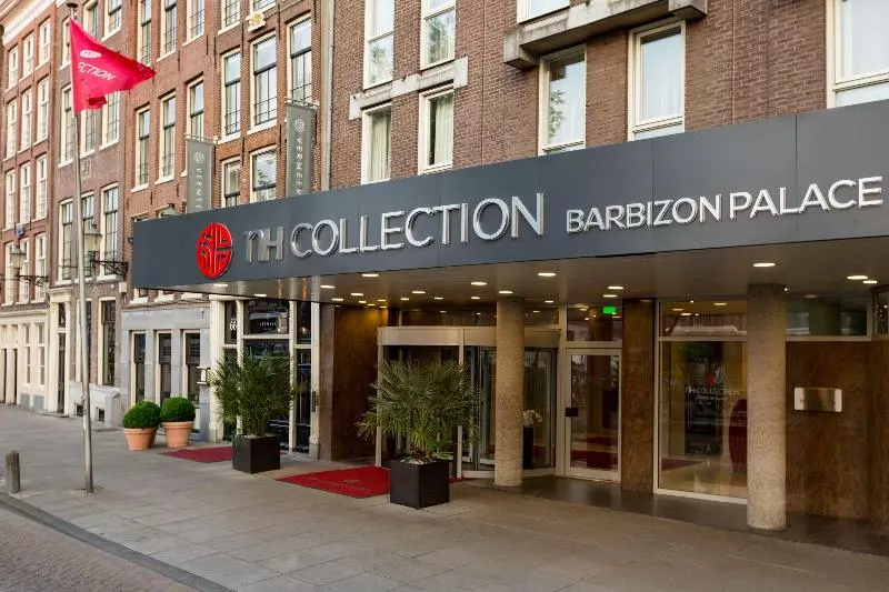 ホテル NH Collection Amsterdam Barbizon Palace