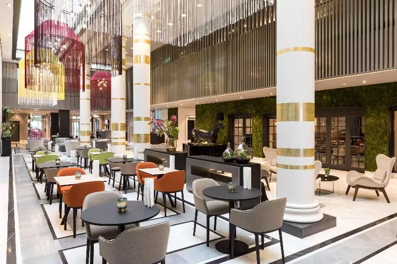 ホテル NH Collection Amsterdam Barbizon Palace