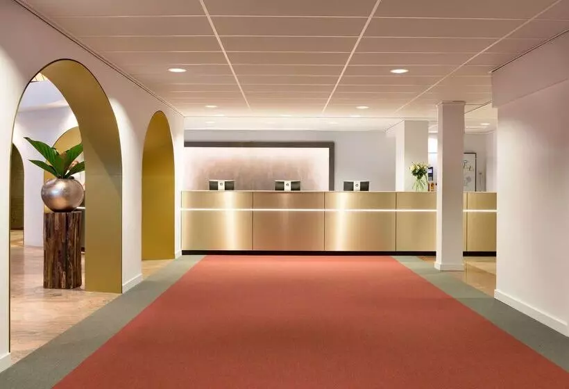 Отель NH Eindhoven Conference Centre Koningshof