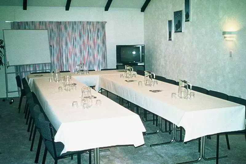 호텔 Oakwood Manor Motor Lodge