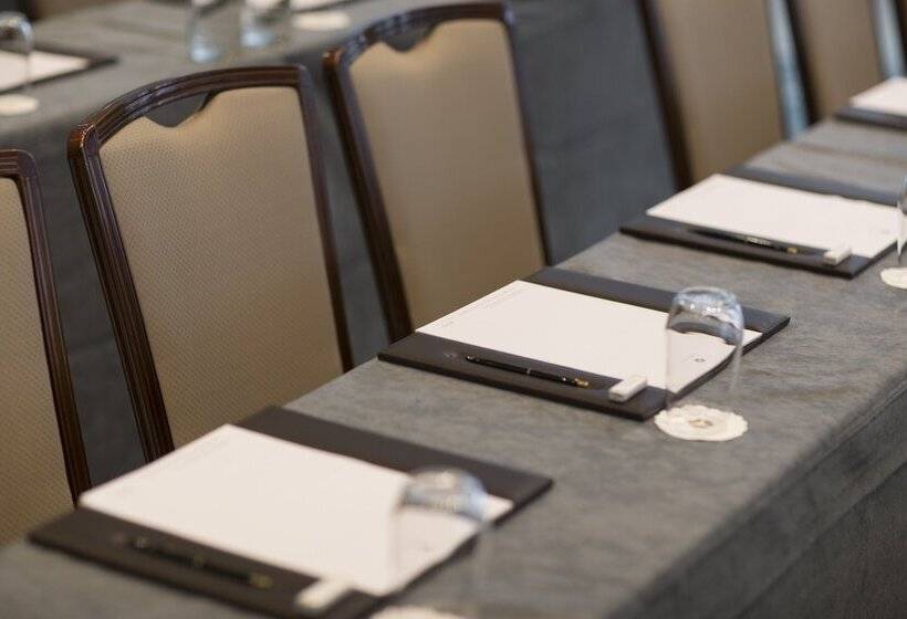 Okura Amsterdam – The Leading Hotels Of The World