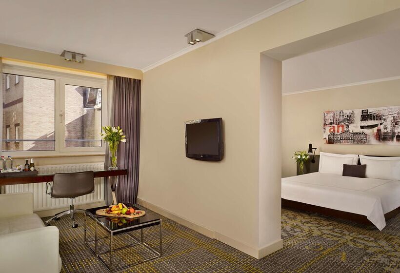 בית מלון כפרי Park Plaza Victoria Amsterdam