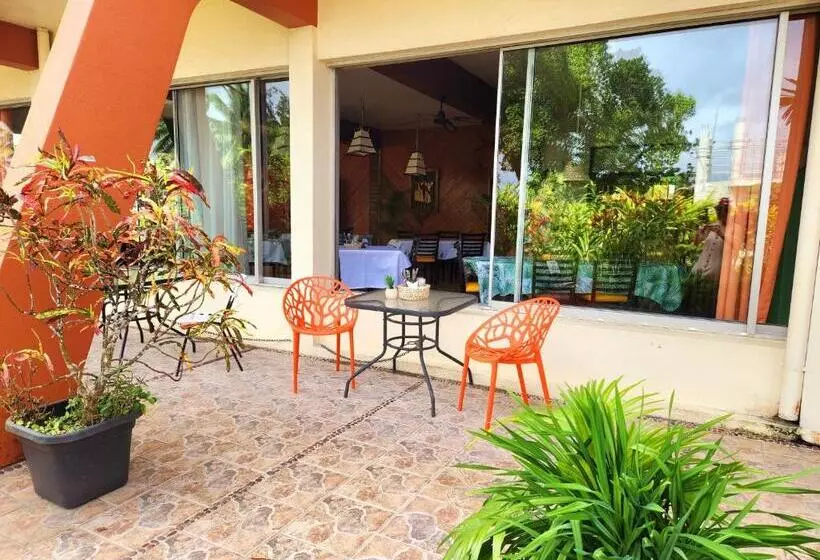 هتل Santo Vanuatu