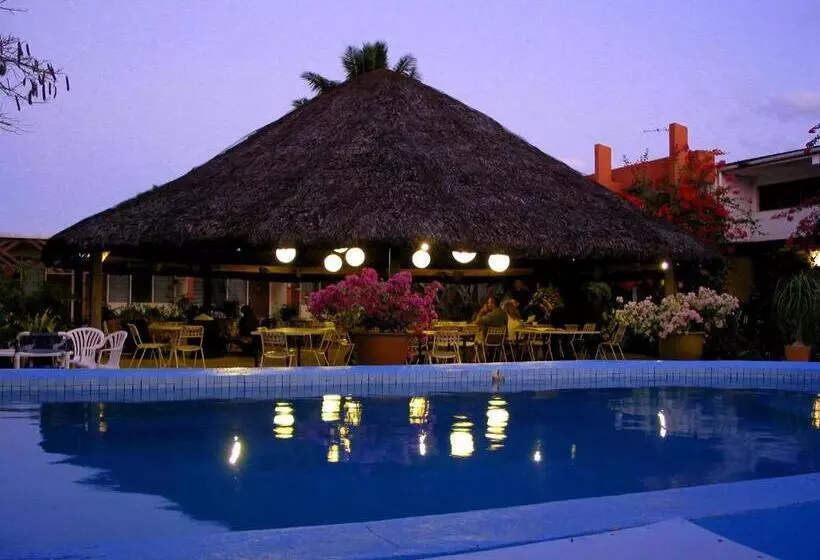 هتل Santo Vanuatu