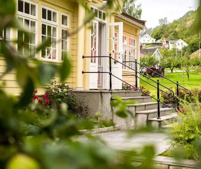 בית מלון כפרי Walaker