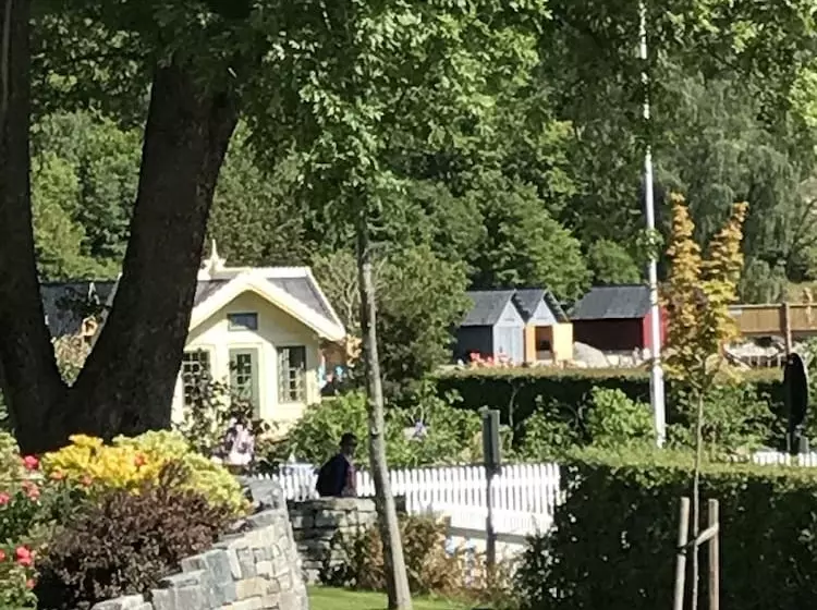 בית מלון כפרי Walaker