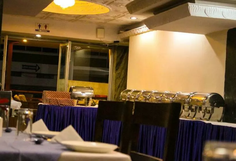 ホテル Woodland Kathmandu