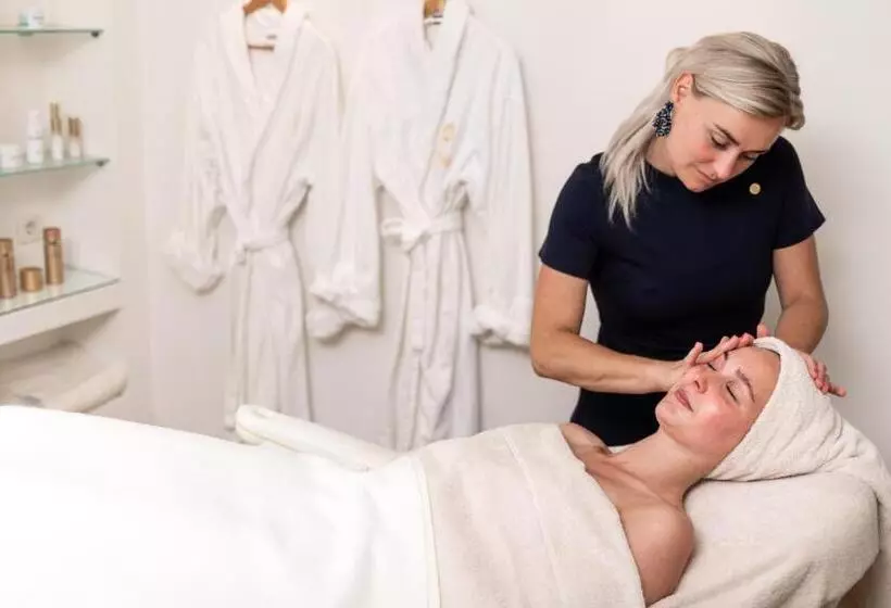 Landhuishotel De Bloemenbeek