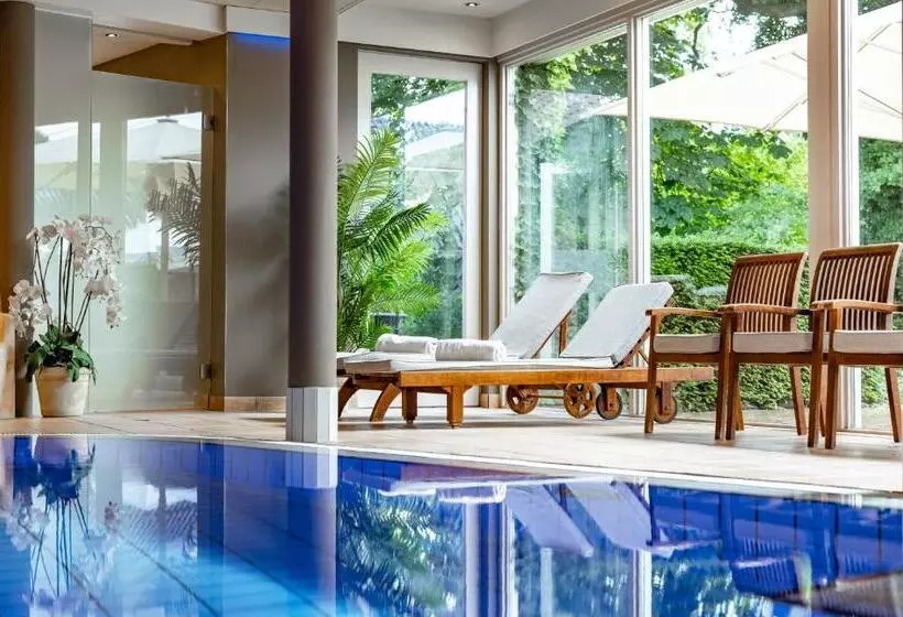 Landhuishotel De Bloemenbeek