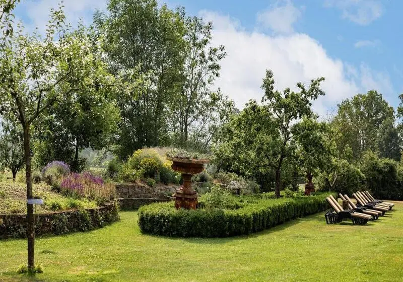 Landhuishotel De Bloemenbeek