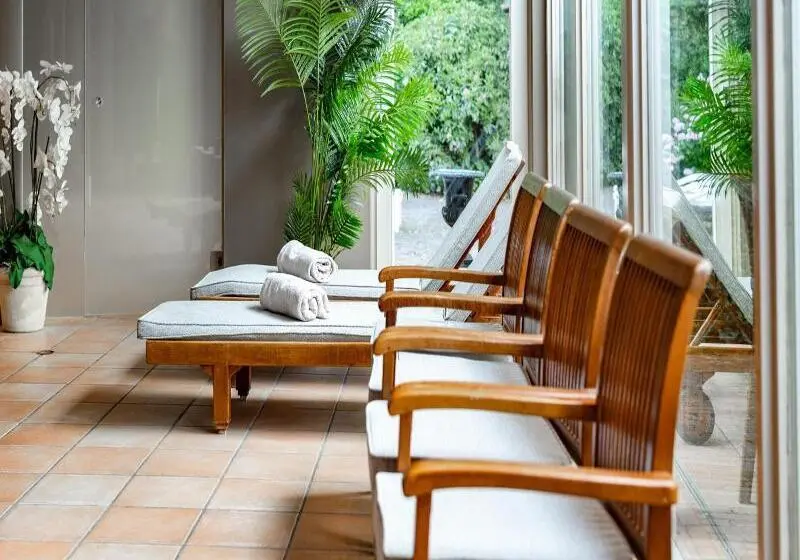 Landhuishotel De Bloemenbeek