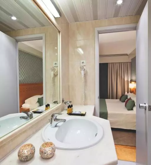 酒店 Ozadi Altura Beach Resort