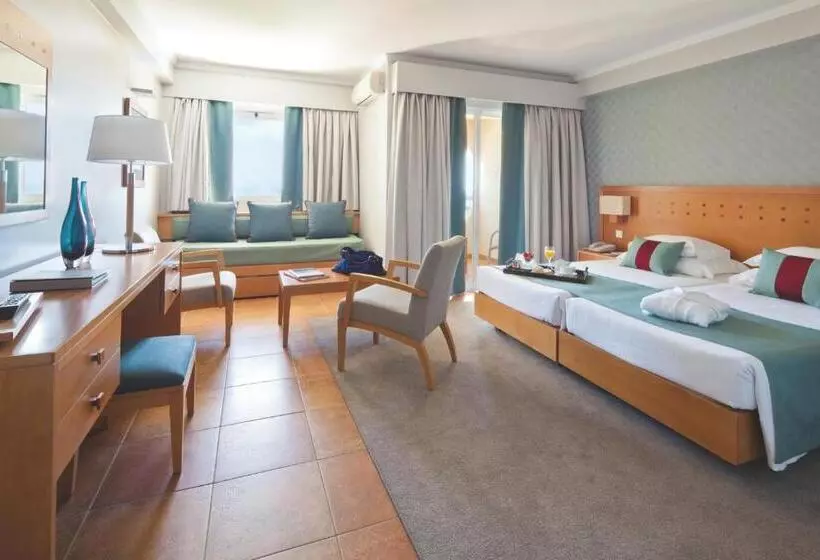 酒店 Ozadi Altura Beach Resort