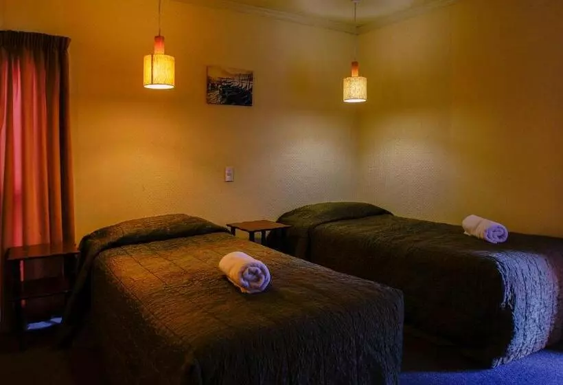 Мотель Greenacres Alpine Chalets & Villas