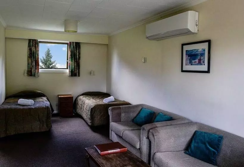 Мотель Greenacres Alpine Chalets & Villas