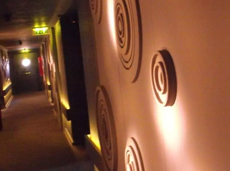 בית מלון כפרי Axis Vermar Conference & Beach