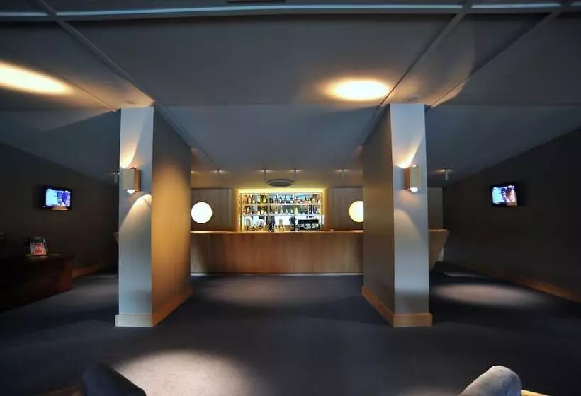 בית מלון כפרי Axis Vermar Conference & Beach