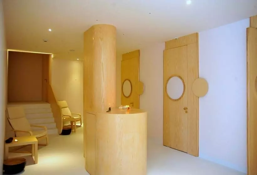 בית מלון כפרי Axis Vermar Conference & Beach