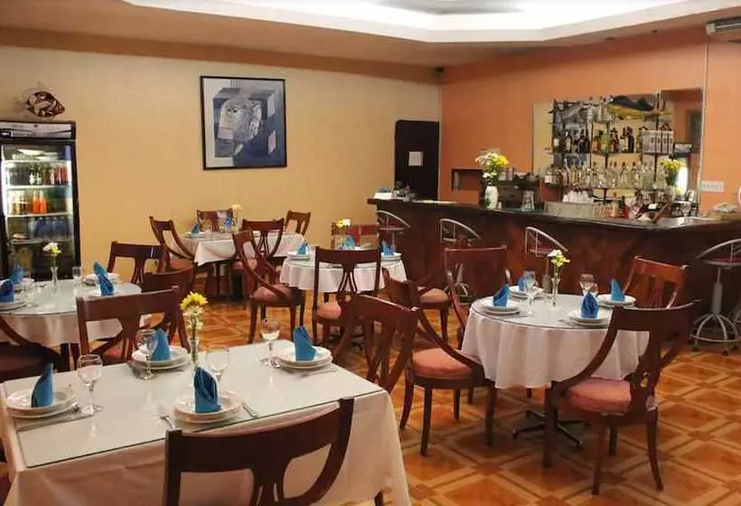 Отель Caribe Panamá