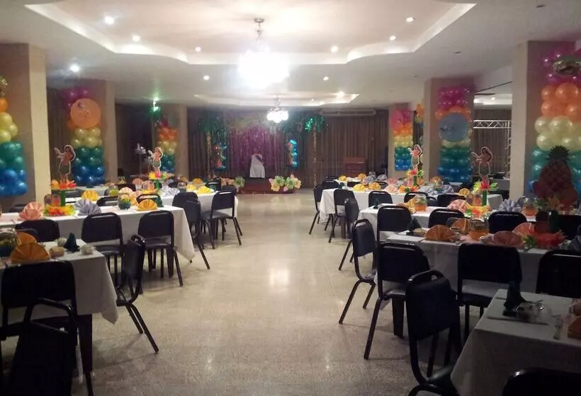 Отель Caribe Panamá